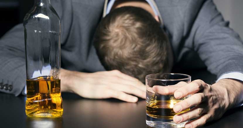 مسمومیت با اتانول و متانول